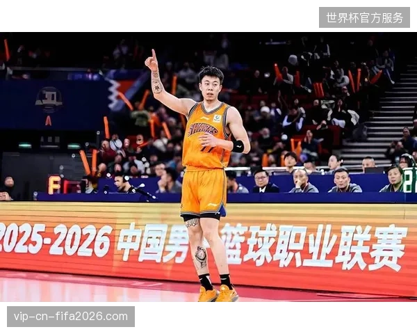 张镇麟锋线防守覆盖面积巨大，成为上海队高压防守体系的关键一环
